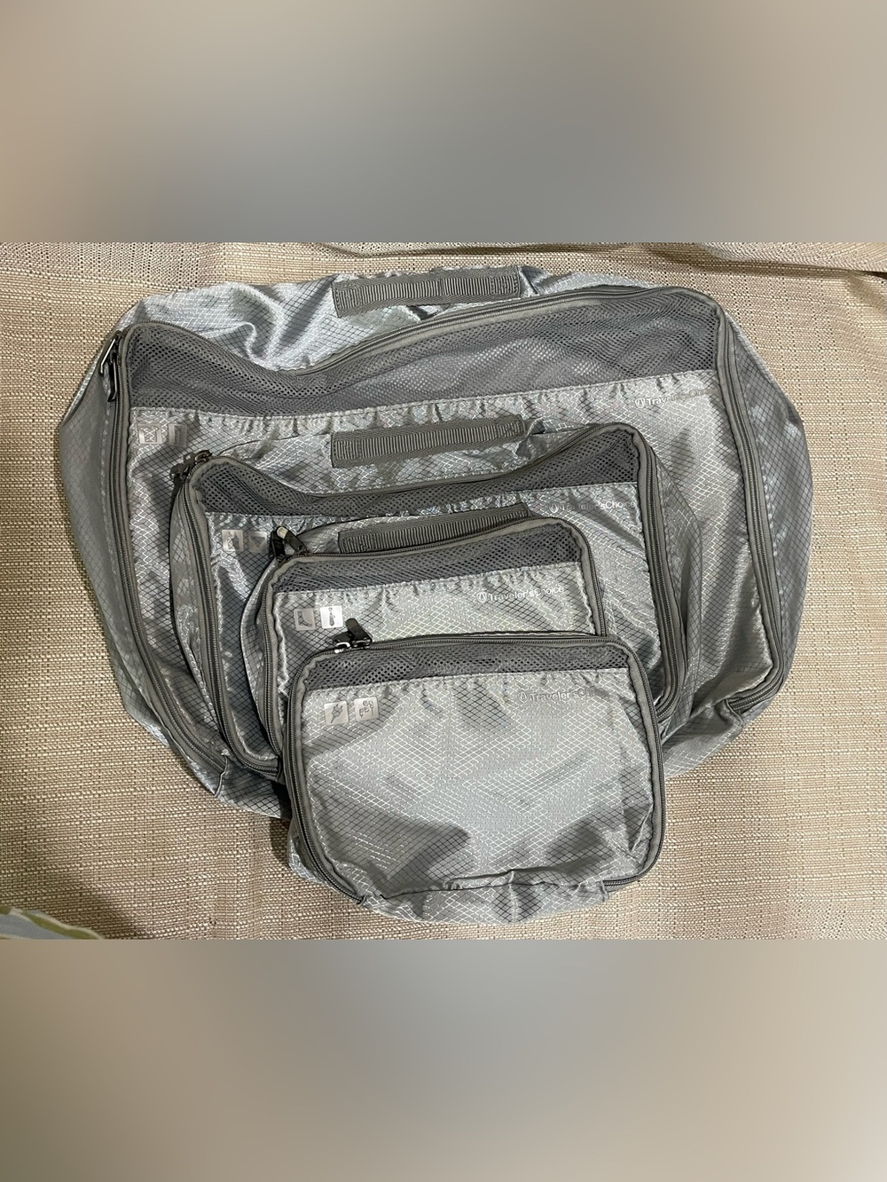 Traveler’s Choice Silver/Gray Travel Packing Cubes Set of Four